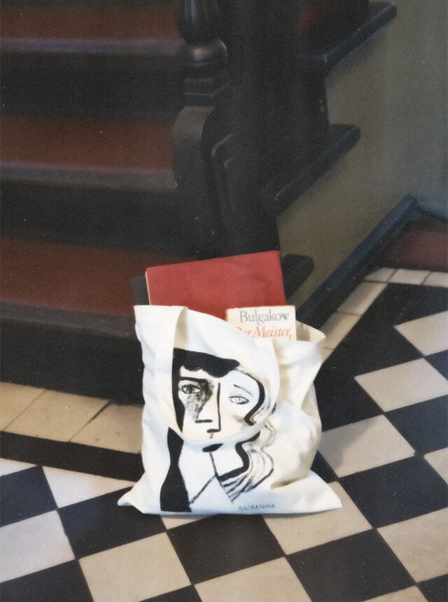 AKIRANAKA Graphic Tote Bag