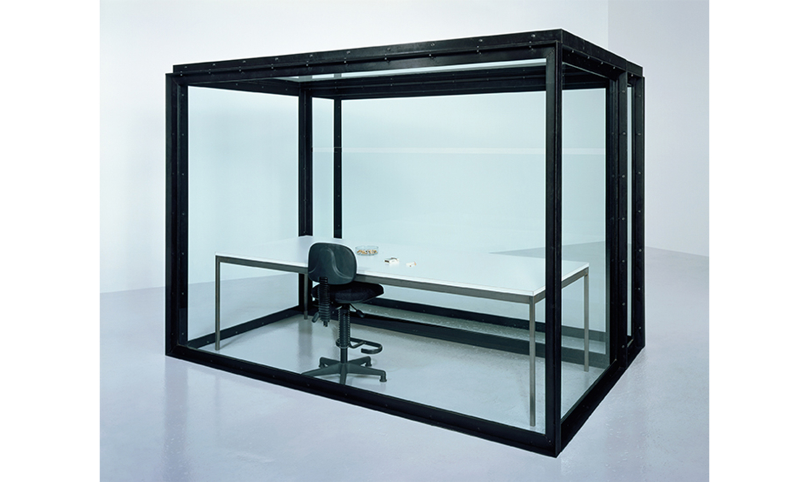 YBA&BEYOND: British Art in the 90s from the Tate Collection